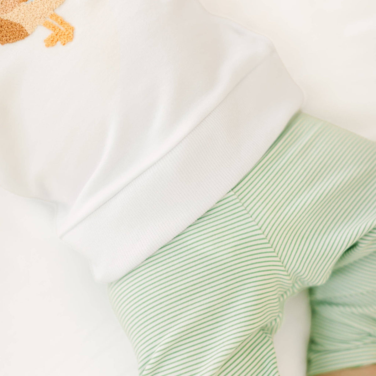 Mallard Moments Hand-Embroidered Sweatshirt Magnolia Baby