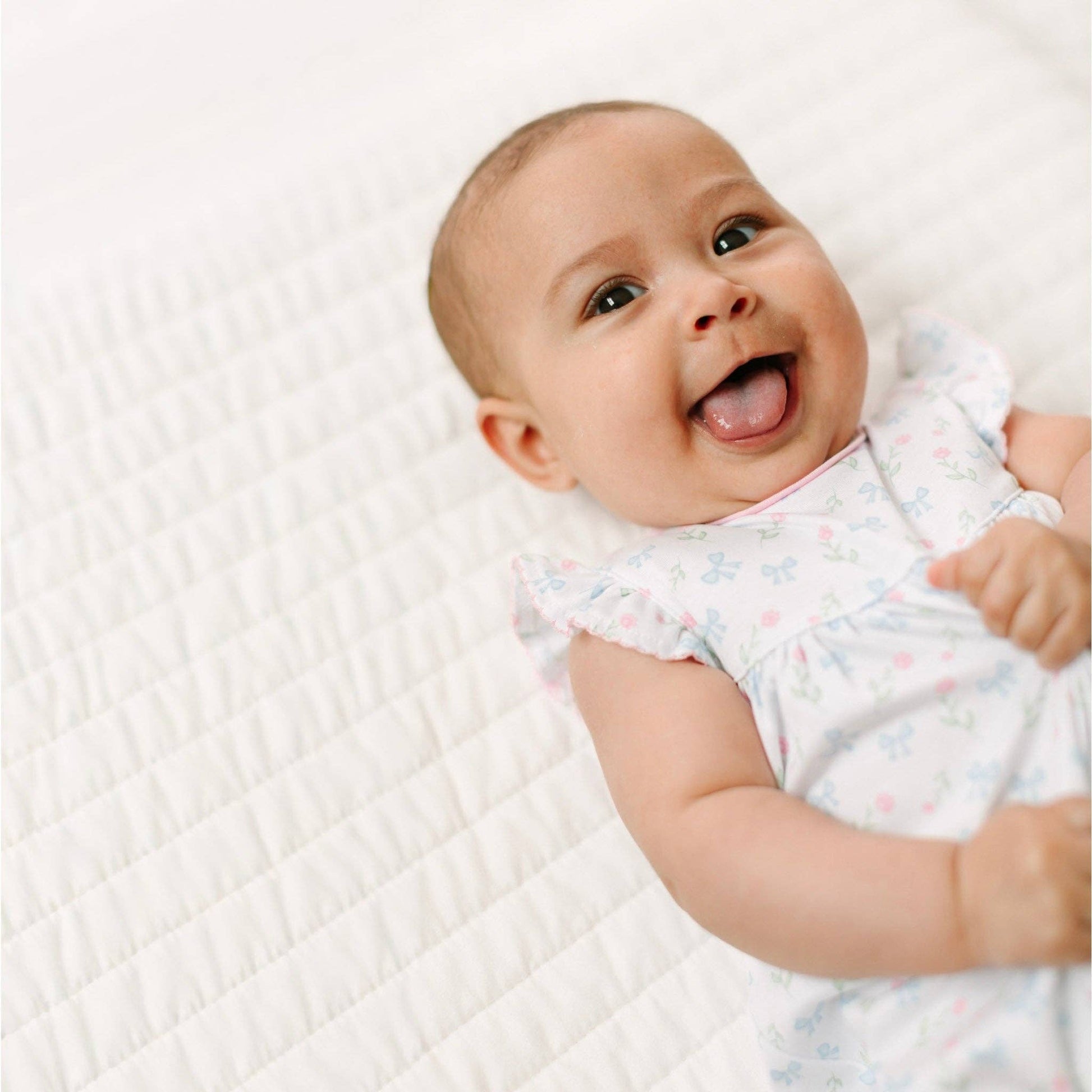 Evelyn's Classics Print Bubble Magnolia Baby